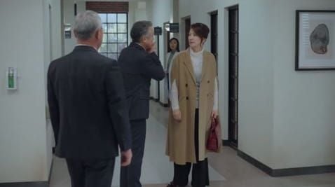 4 Episode