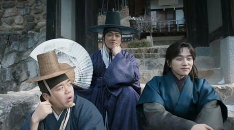 3 Episode