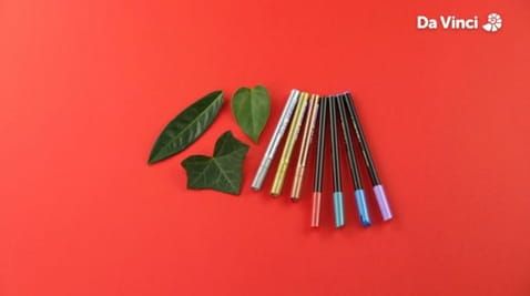 31. Try Out Leaf Art