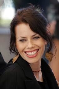 Fairuza Alejandra Feldthouse
