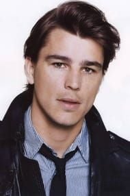 Joshua Hartnett