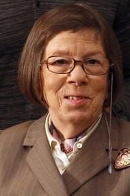 ​Linda Hunt