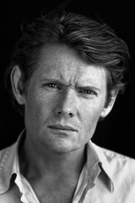 Julian Rhind Tutt