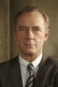 Xander Berkeley