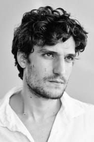 Louie Garrel