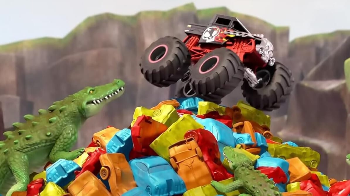Hot Wheels Monster Trucks: Champions Cup