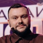 Артем Дамницький