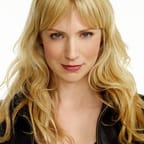 Beth Riesgraf