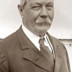 Arthur Conan Doyle