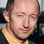 Том Бонінгтон