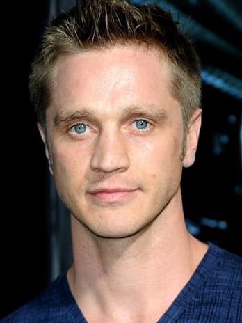 Devon Sawa