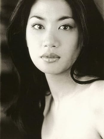 Liza Lapira