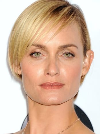 Amber Valletta