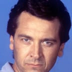 Mark Lindsay Chapman