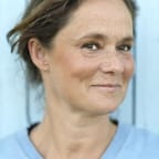 Pernilla August