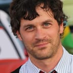 Tom Everett Scott