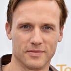 Teddy Sears