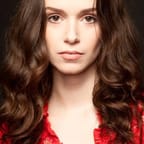 Alexandra Essoe