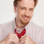 Майкл Оливер