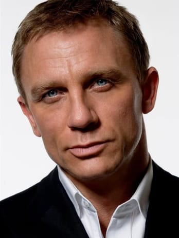Daniel Craig