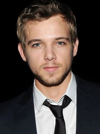 Max Thieriot