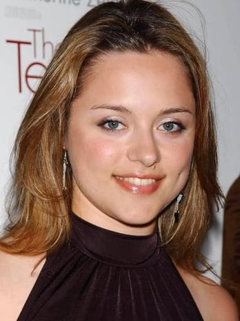 Zoë Tapper