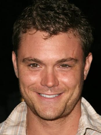 Clayne Crawford