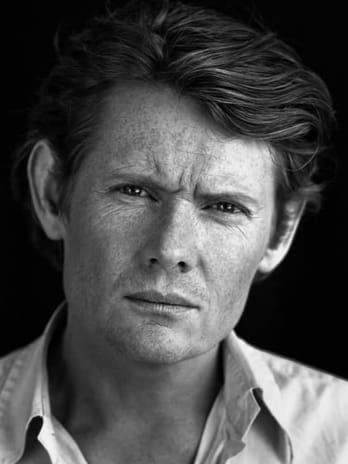 Julian Rhind Tutt