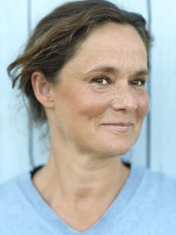 Pernilla August