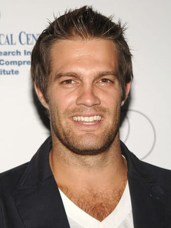 Geoff Stults