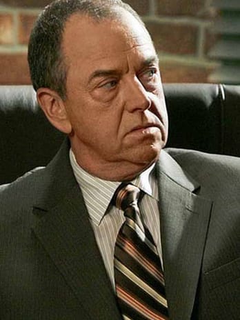 Gregory Itzin