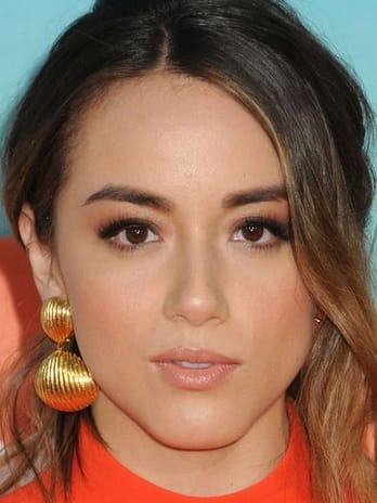 Chloe Bennet