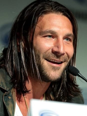 Zach McGowan