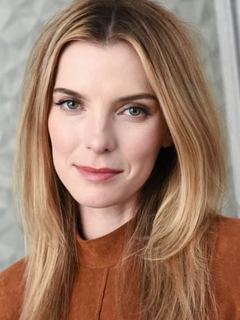 Betty Gilpin