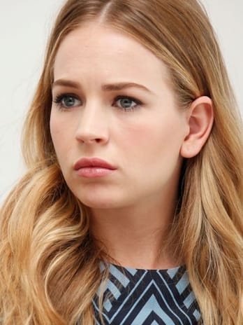 Britt Robertson