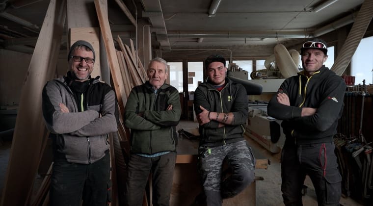 Висотні теслярі